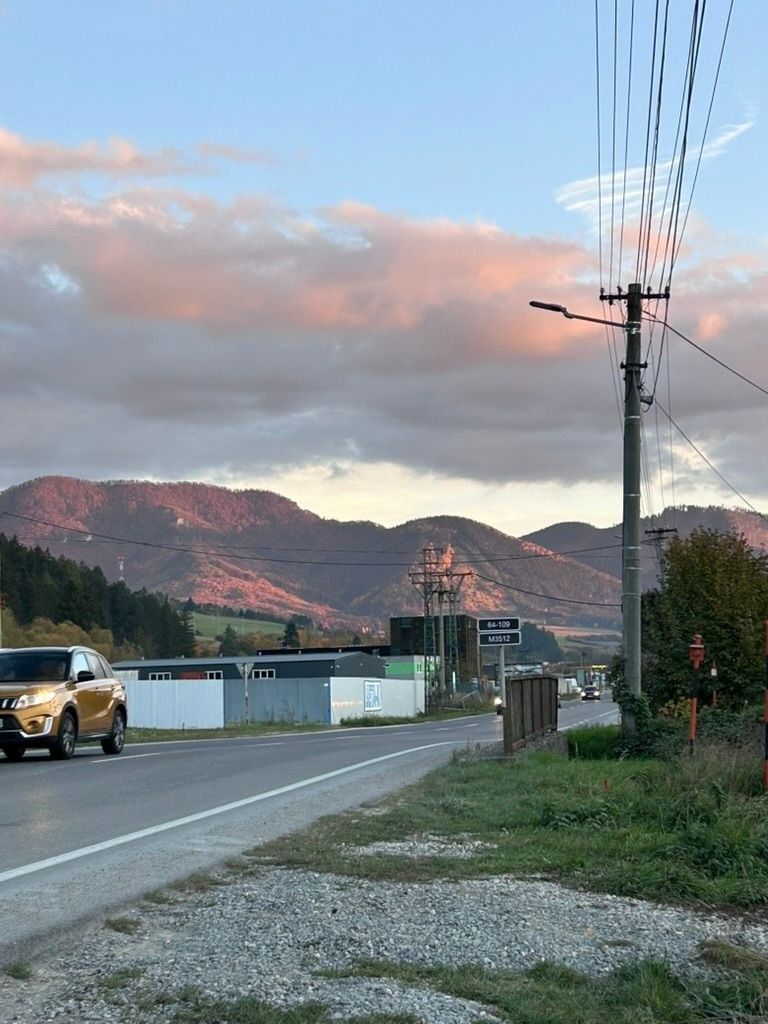 Prodej pozemek pro bydlení - 987 65, Slovensko