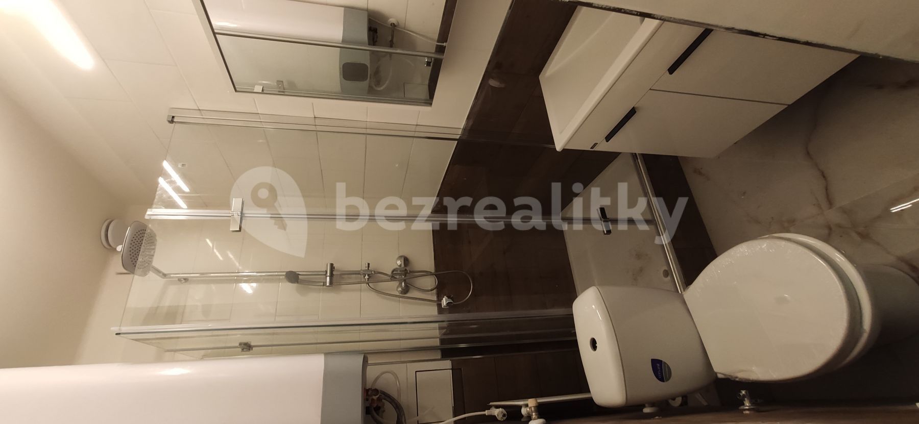 Byt 1+kk · 35 m² · Sluhy, Středočeský kraj - 4