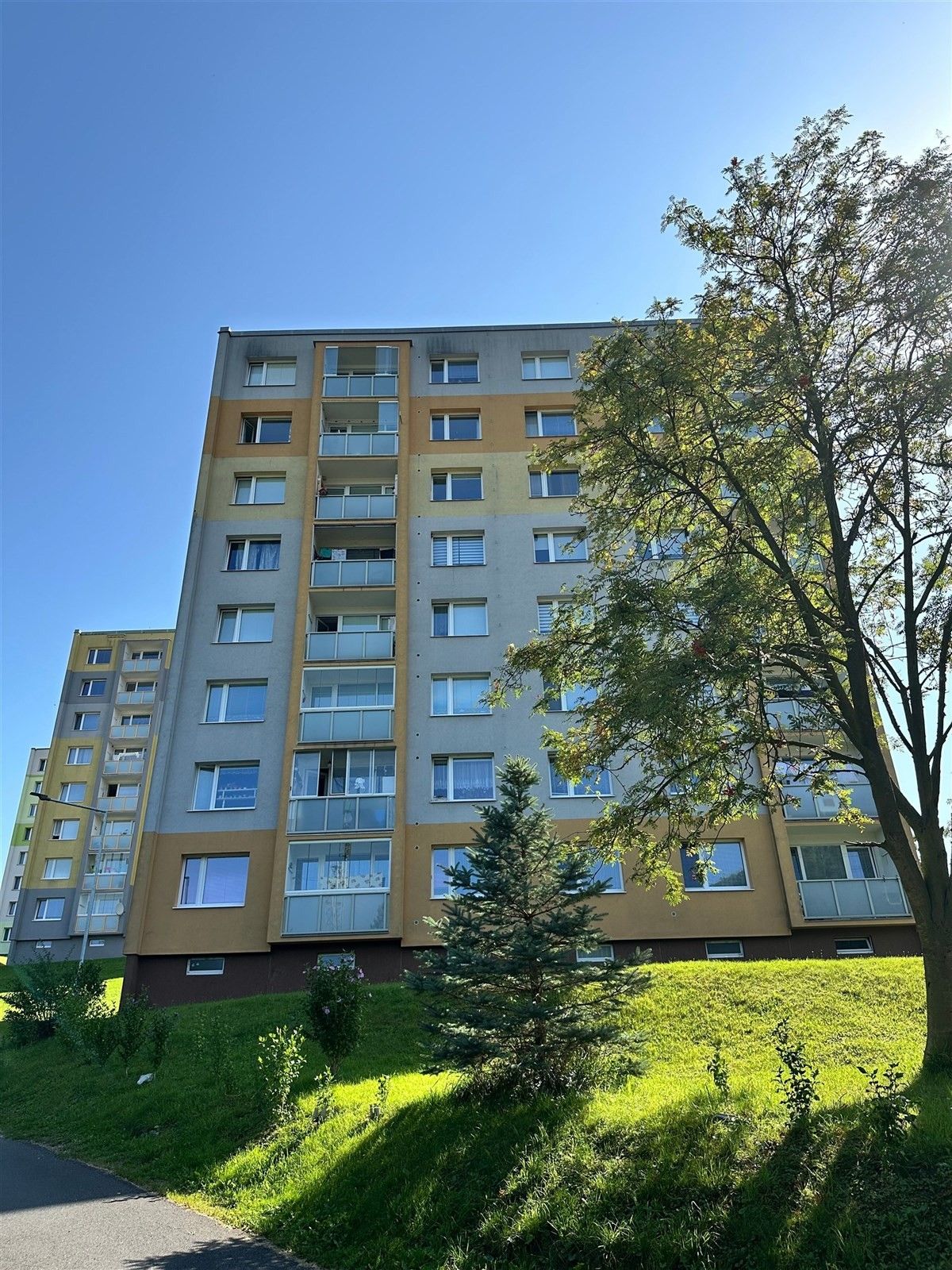 3+1, Kosmonautů, Děčín, 76 m²