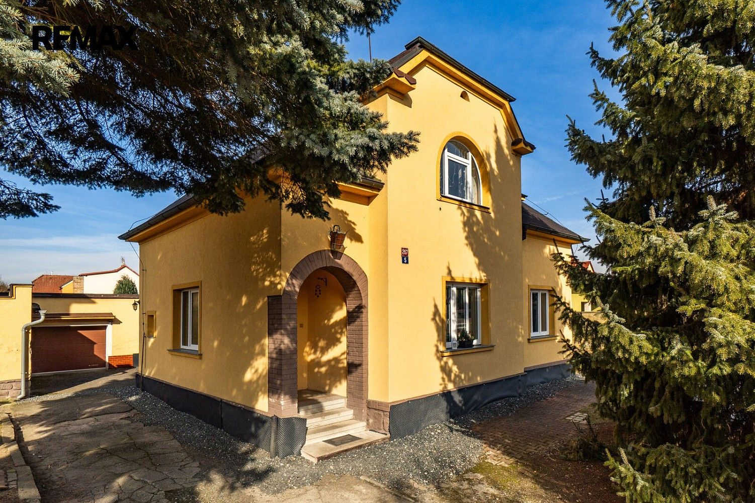 Rodinné domy, Revoluční, Šestajovice, okres Praha-východ, 163 m² - 1