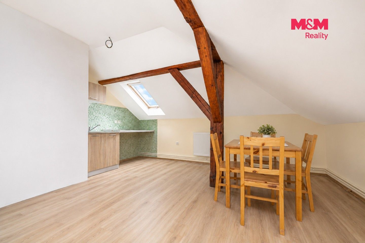 Ubytovací zařízení, náměstí T. G. Masaryka, Rokytnice v Orlických horách, 431 m² - 2