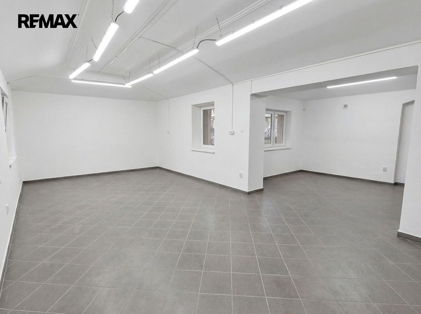 Obchodní prostory · 74 m² · Chýnice, okres Praha-západ, Středočeský kraj - 3