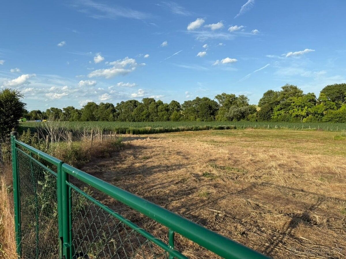 Pozemky pro bydlení, Holubice, 683 51