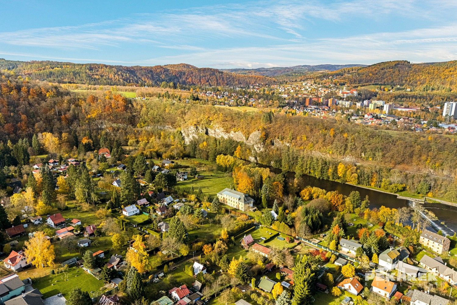 Ubytovací zařízení · 1 400 m² · Samopše - Budín, okres Kutná Hora, Středočeský kraj - 2