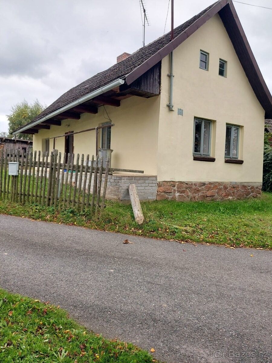 Prodej chata - Benešov u Prahy, 256 01