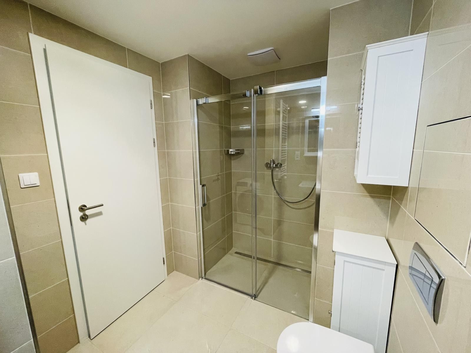 Pronájem byt 1+kk - Pavla Beneše, Praha