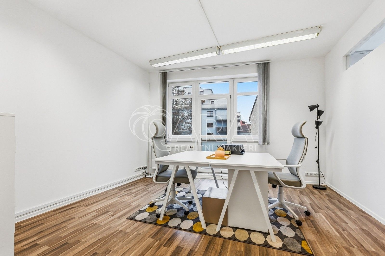 Pronájem kancelář - Nad Šutkou, Praha, 58 m²