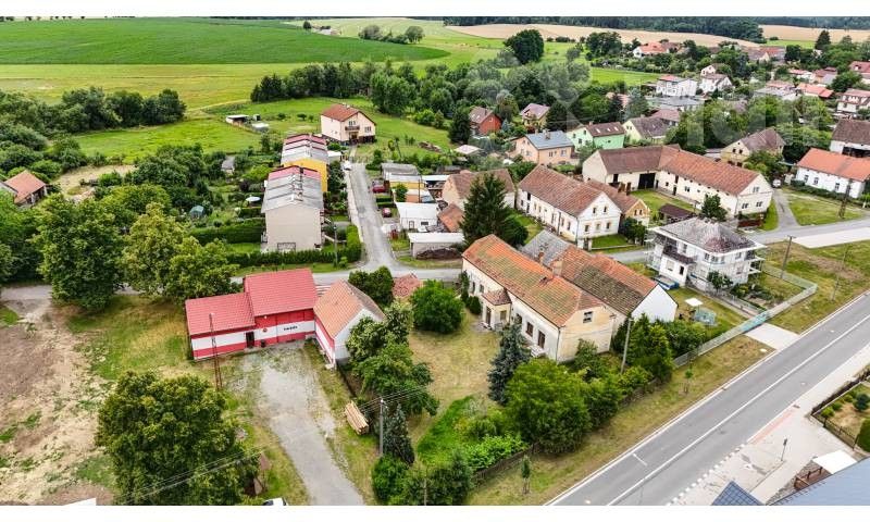 Rodinný dům · 352 m² · Pernarec - 3