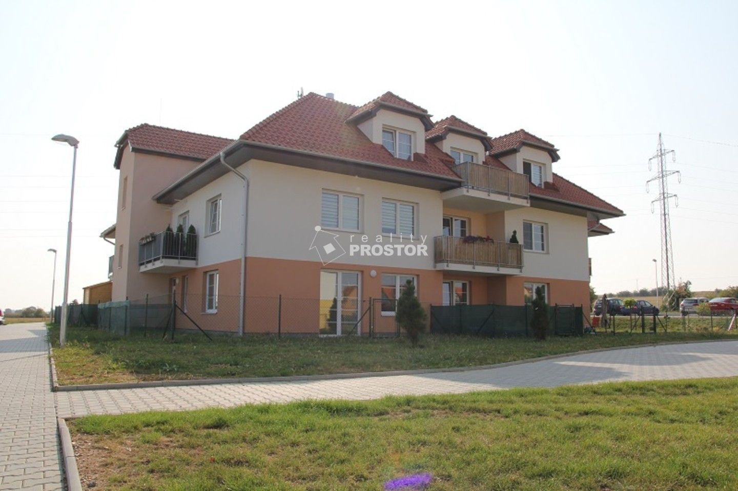 2+kk, K Višňovce, Kozinec, Holubice, 56 m²