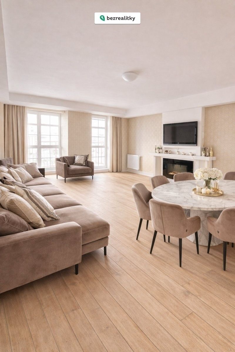 3+kk, Zámecký vrch, Karlovy Vary, 110 m²