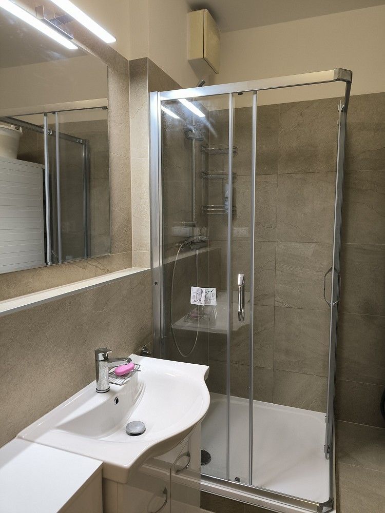 Pronájem byt 3+kk - Wiesenthalova, Praha 5 - Řeporyje, 79,3 m² - 5
