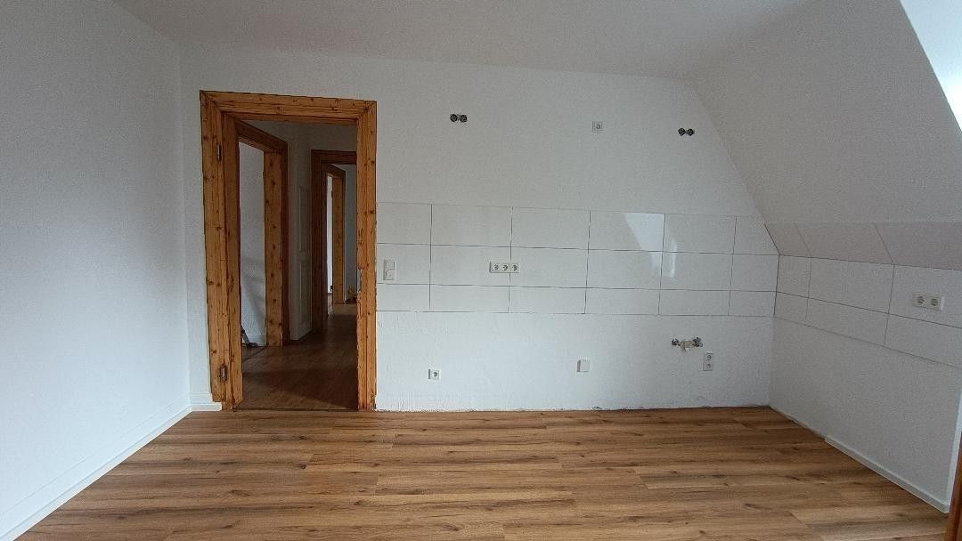 Byt 4+1 · 100 m² · Feldstr. 48 Wuppertal Oberbarmen Nordrhein-Westfalen 42277 - 3