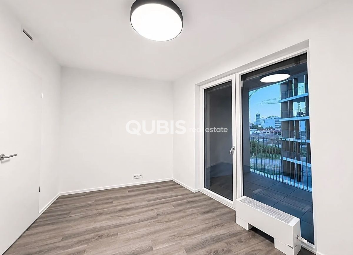 Byt 2+kk · 60 m² · Praha 3 - 3