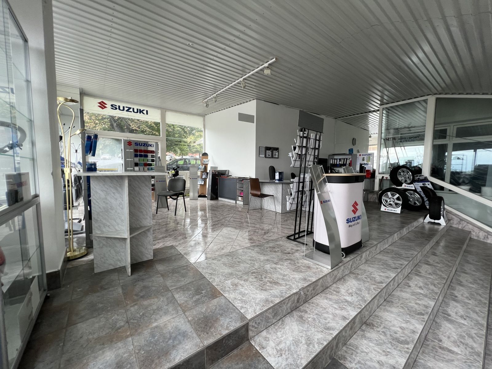 Komerční nemovitost · 700 m² · Praha 6, Praha - 3