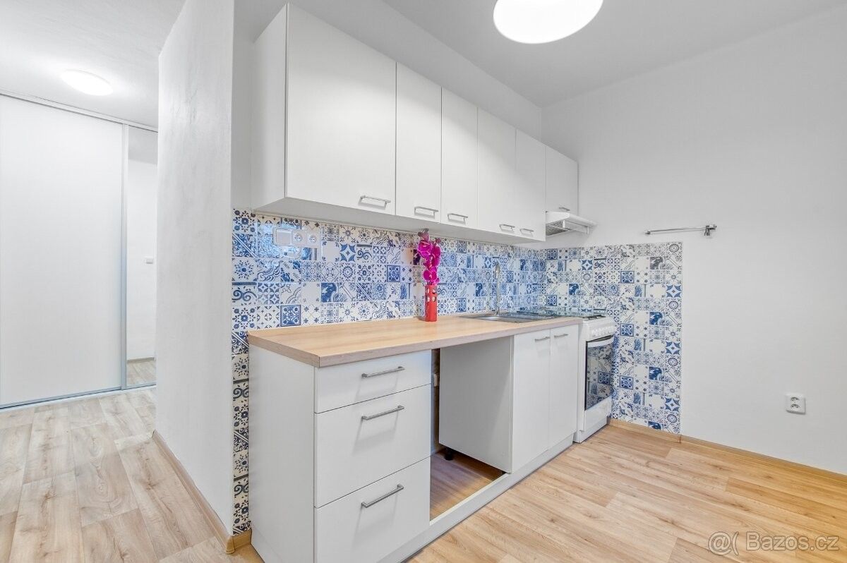 Byty, Ostrava, 700 30