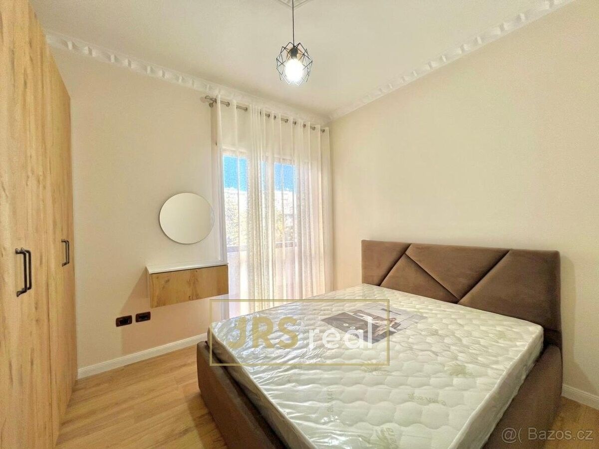 Prodej byt - 987 66, Zahraničí