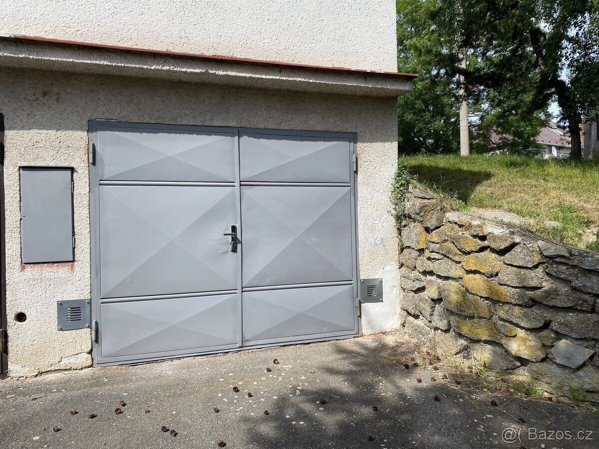Garáže, Třebíč, 674 01, 20 m²