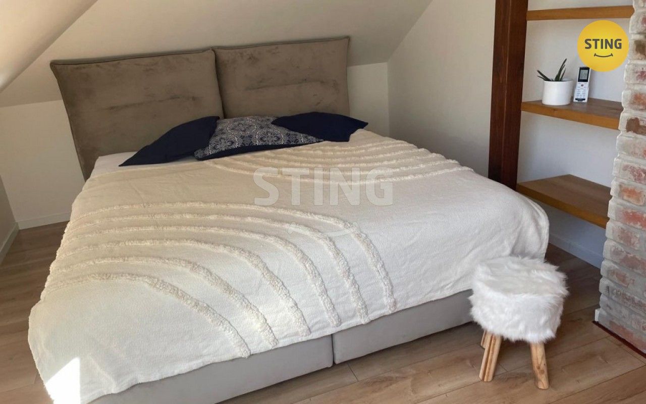 Pronájem byt 2+kk - Bajgarova, Ostrava, 77 m²