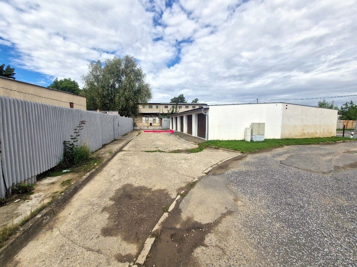 Pronájem garáž - Krnov, 794 01