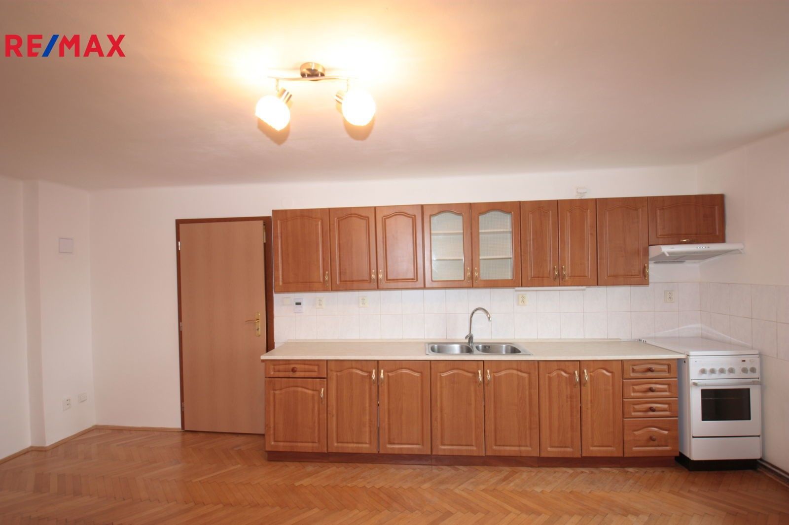 Pronájem byt 2+kk - Husova, Čáslav-Nové Město, 46 m²