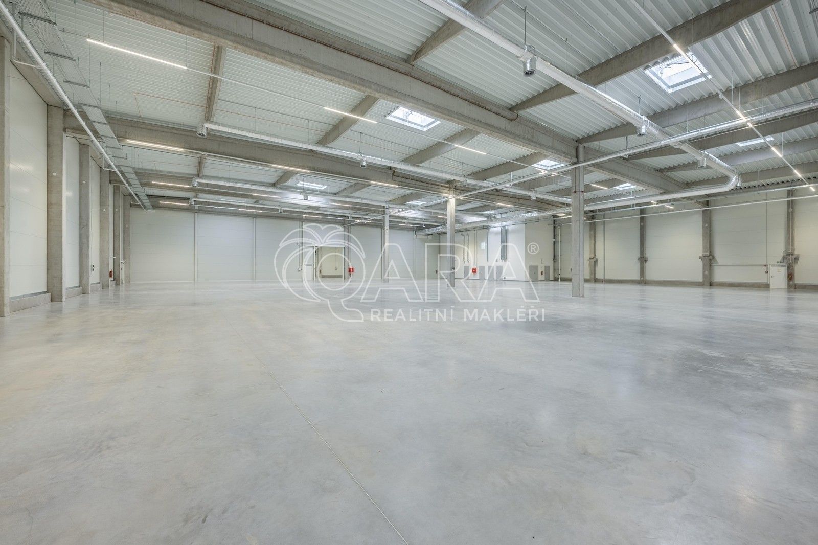 Pronájem sklad - Divišov, 2 m²