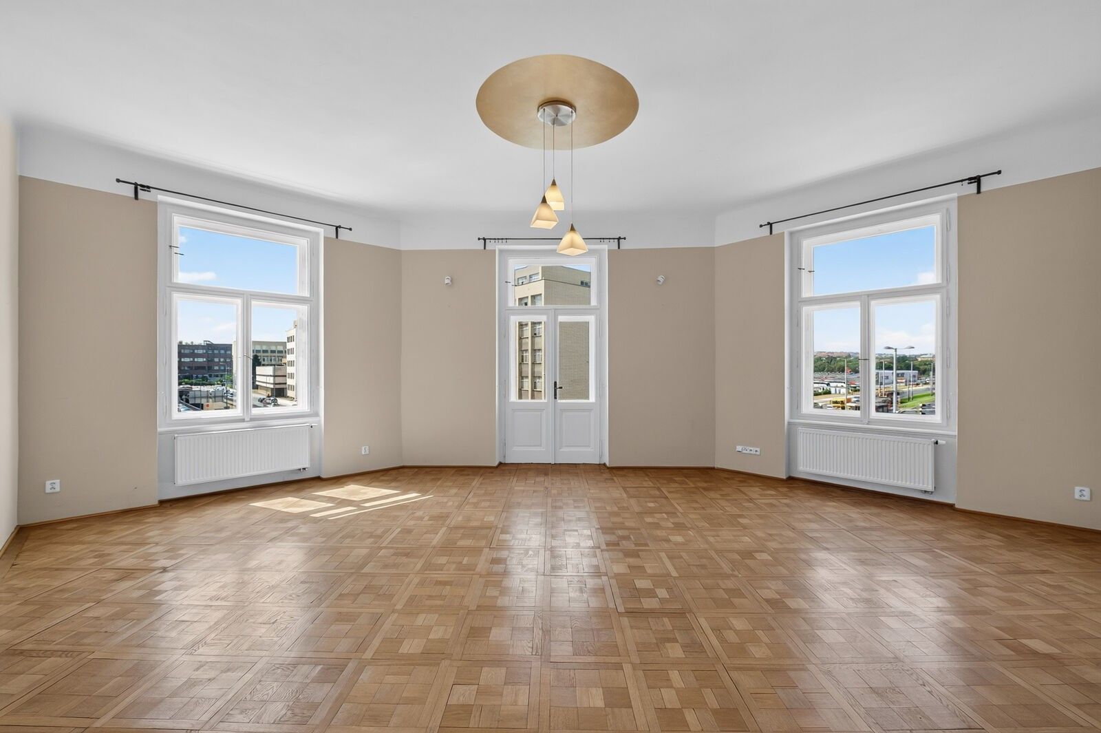 3+kk, Milady Horákové 141, Praha Bubeneč, 110 m² - 1