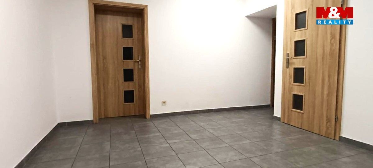 Pronájem kancelář - Lešetínská, Karviná, 18 m²