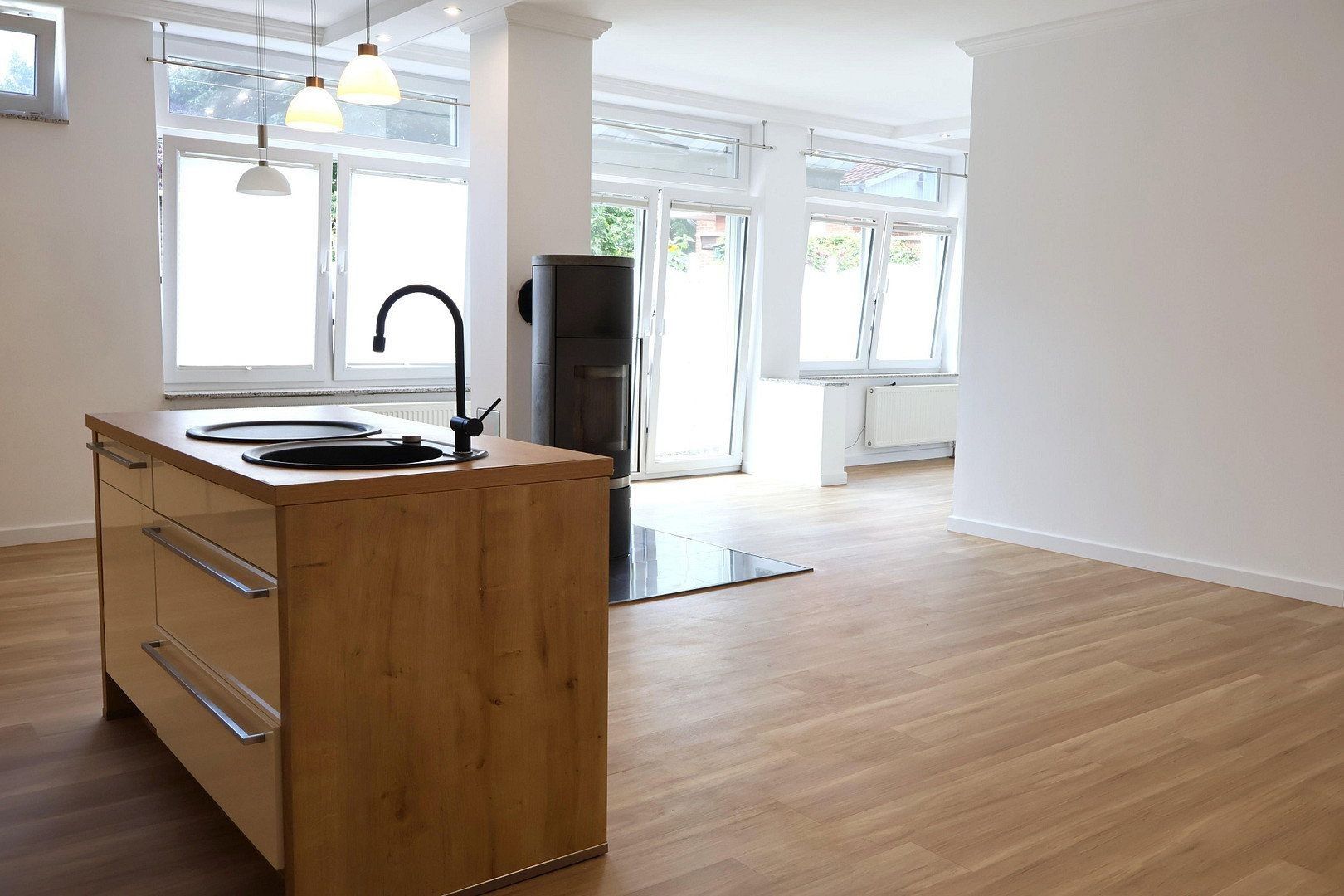 Byt 2+1 · 106 m² · , Dolní Sasko - 3
