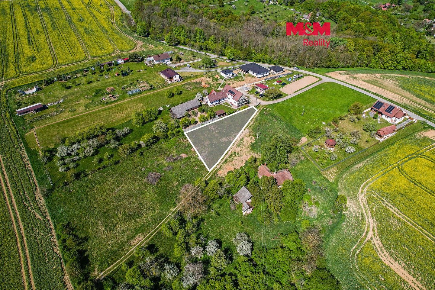 Pozemky pro bydlení, Halenkovice, okres Zlín, Zlínský kraj - 1