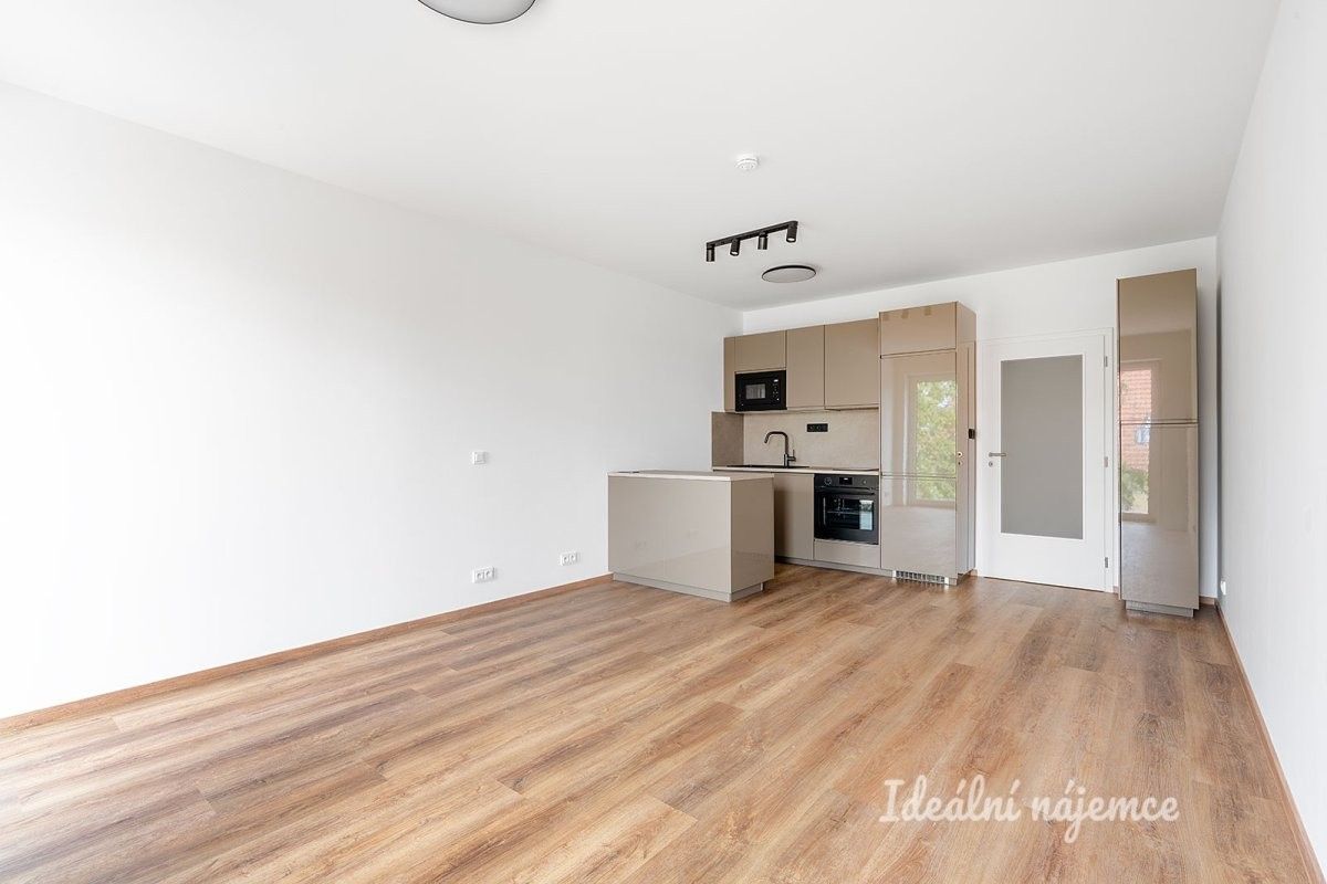 1+kk, Danielova, Praha, 36 m² - 1