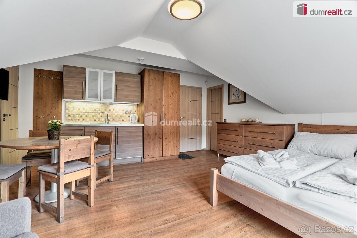 1+kk, Ostrov nad Ohří, 363 01, 100 m²