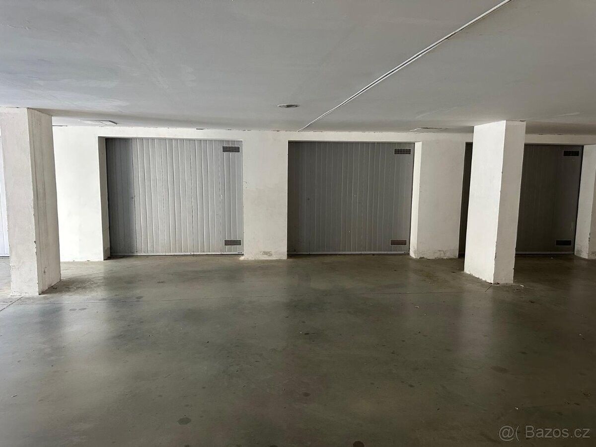 Garáže, Přerov, 750 02