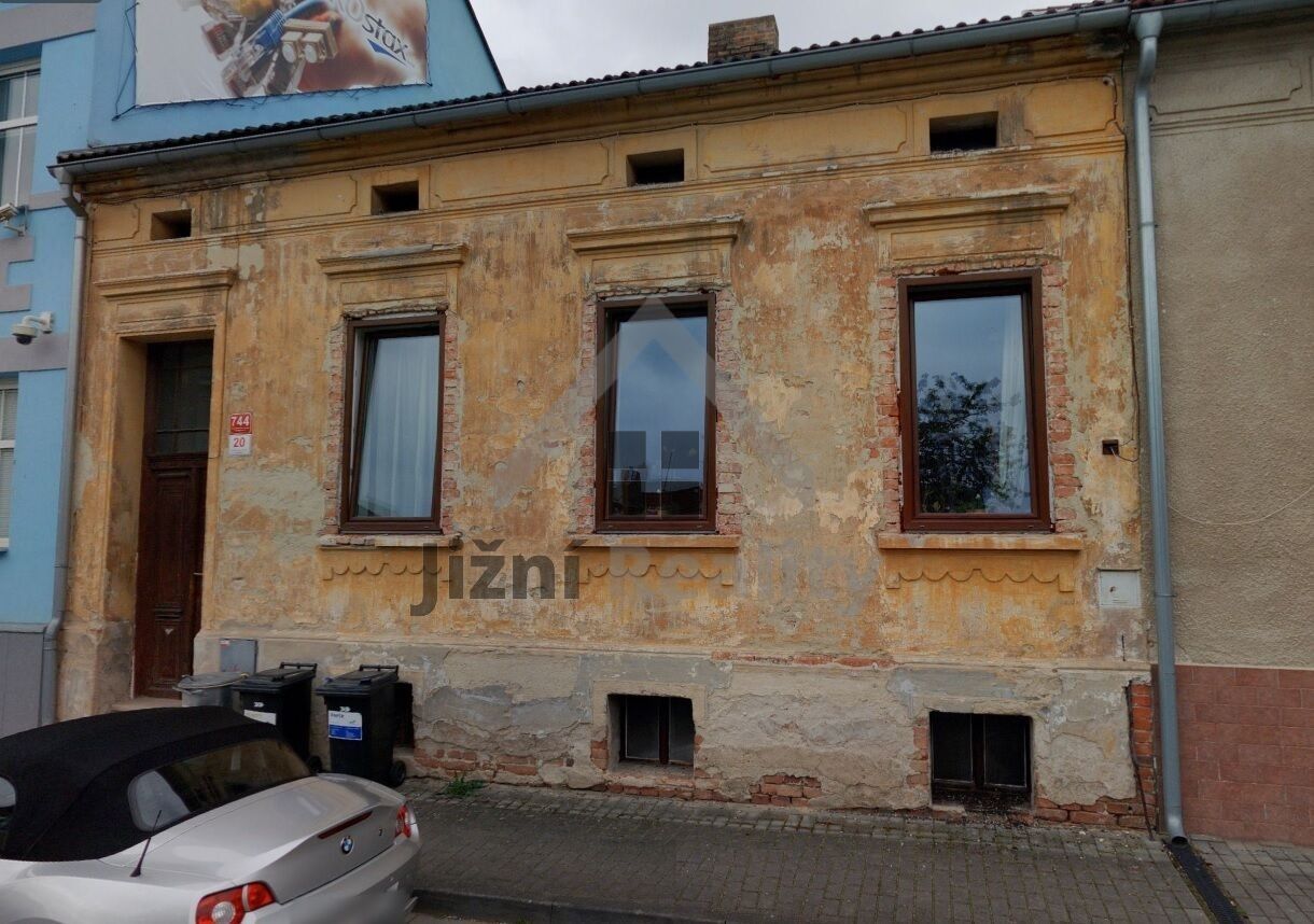 Rodinné domy, V. Nezvala , České Budějovice 5, 200 m² - 2