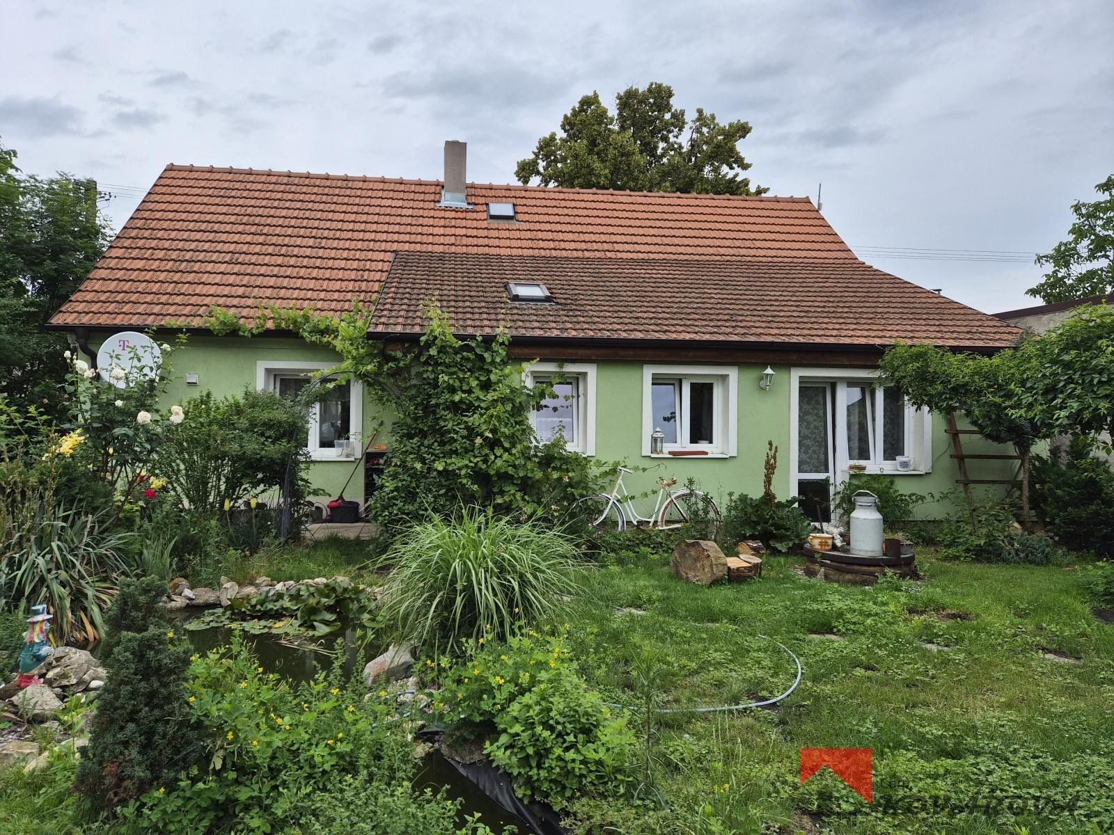 Prodej rodinný dům - Nedomice, 105 m² - 1