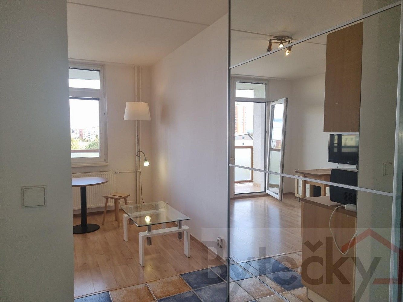 Byt 1+kk · 35 m² · Praha - Kamýk, okres Praha 12, Hlavní město Praha - 4