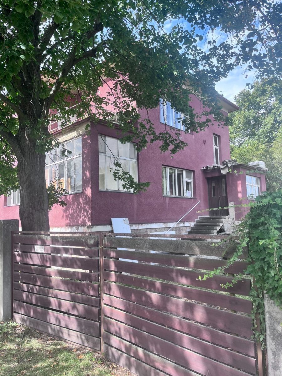 Rodinné domy, Poděbradova, Úvaly - Úvaly u Prahy, Středočeský kraj, 324 m² - 1