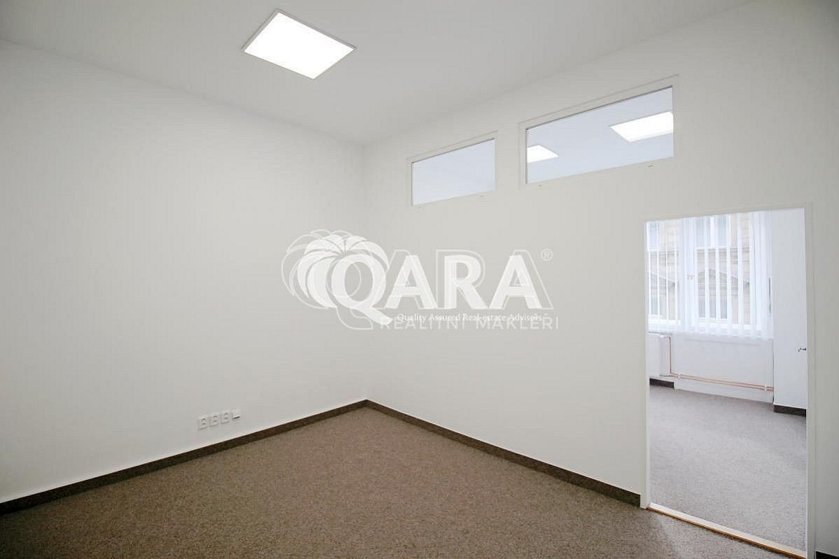 Kancelář · 27 m² · Praha - Nové Město, Hlavní město Praha - 3