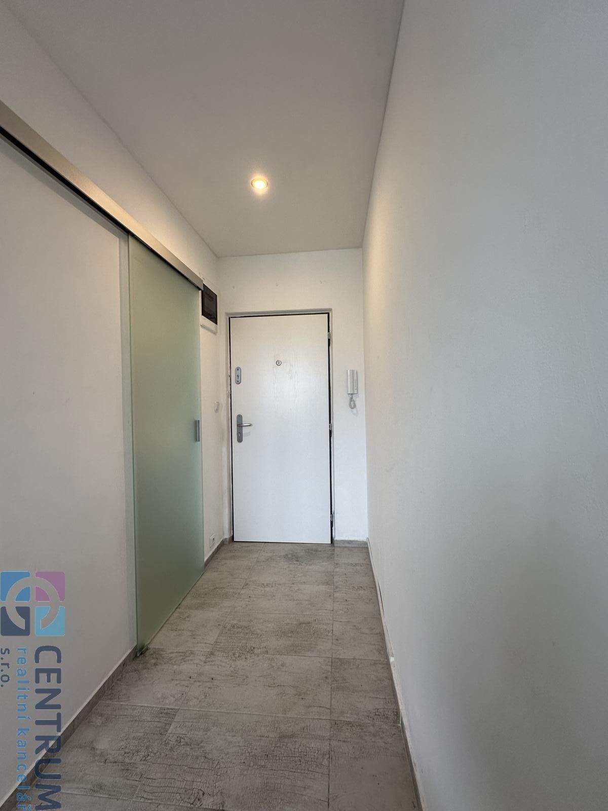 Pronájem byt 1+1 - Sadová  , Jablonec nad Nisou, 36 m² - 5