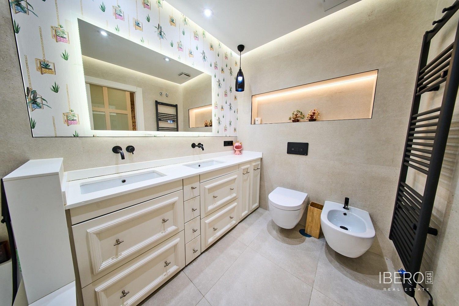 Prodej byt 4+kk - Granada, Španělsko, 131 m² - 5