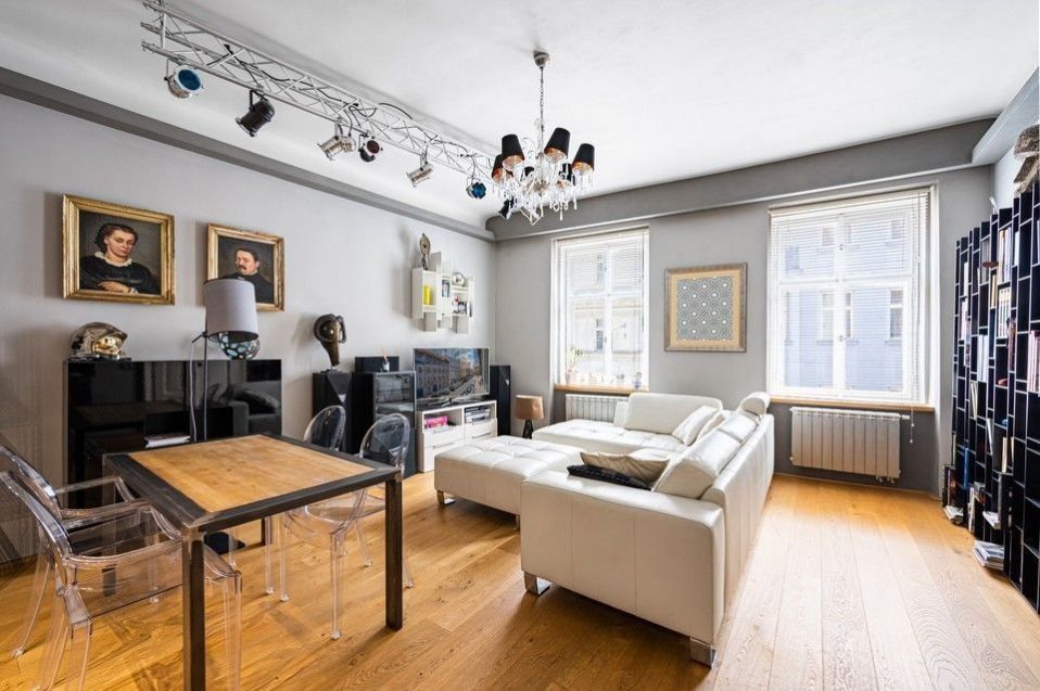 Pronájem byt 2+1 - Vladislavova, Praha, 77 m²