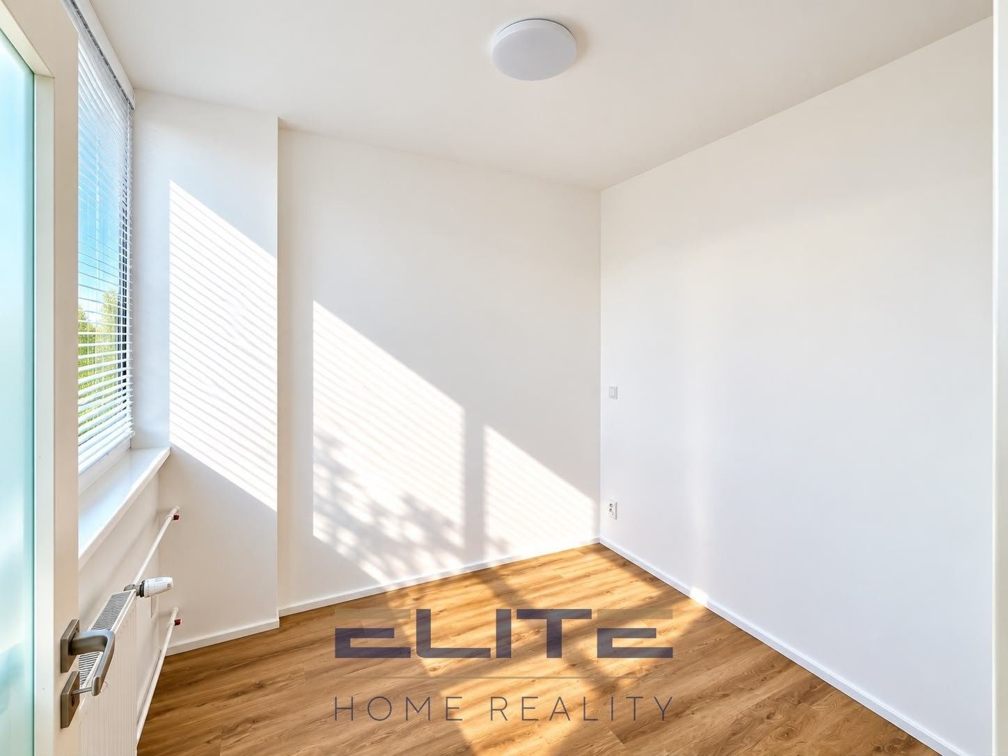 Pronájem byt 2+kk - Voroněžská 144, Liberec I-Staré Město, 33 m² - 5