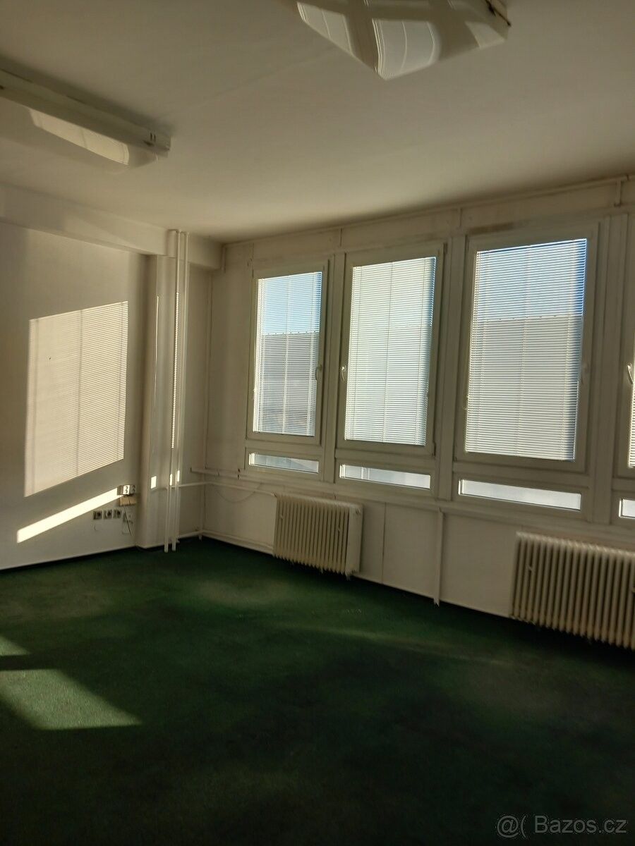 Kanceláře, Zábřeh, 789 01