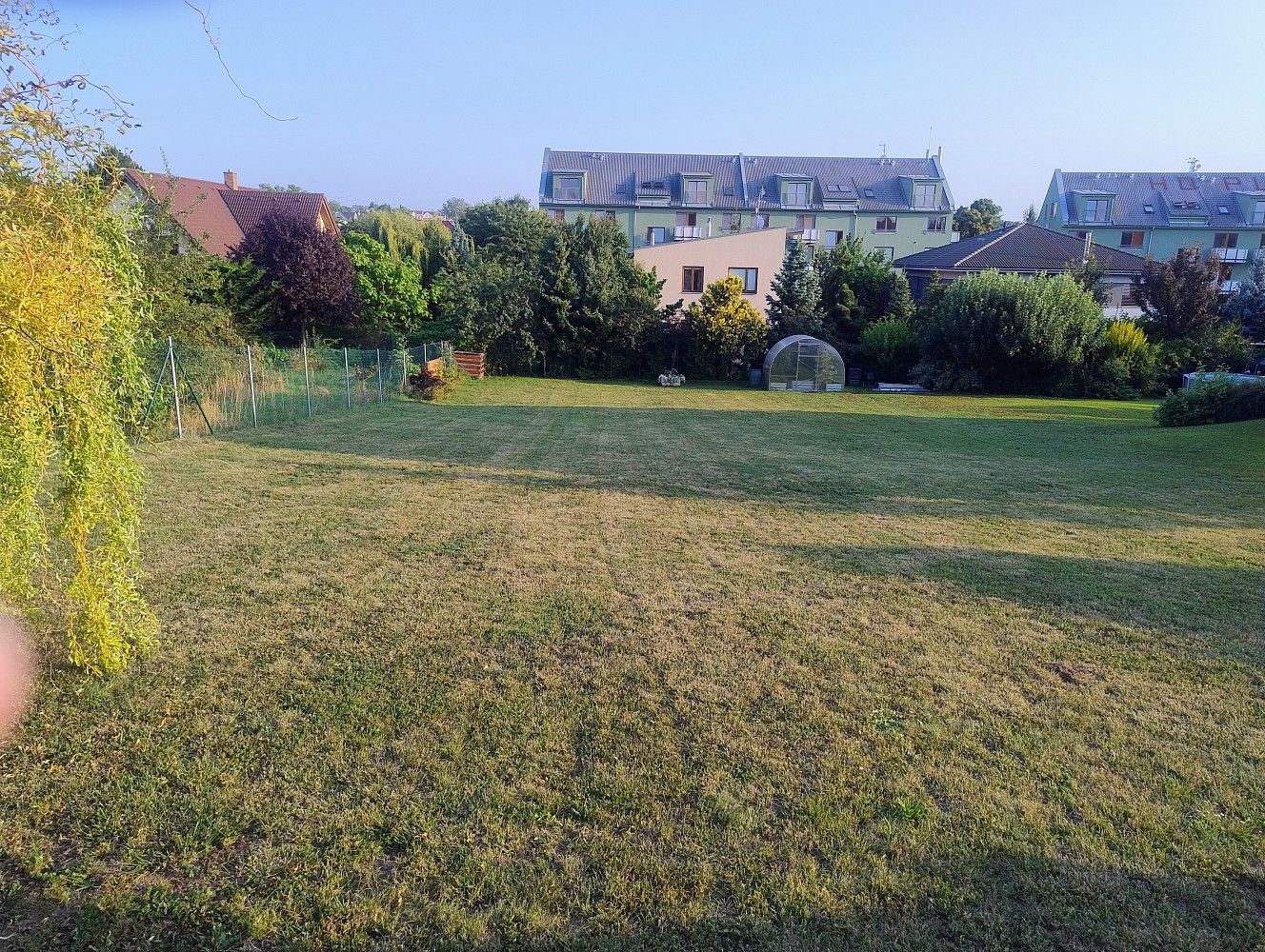 Prodej pozemek pro bydlení - Praha - Dolní Chabry, okres Praha 8, Hlavní město Praha - 2
