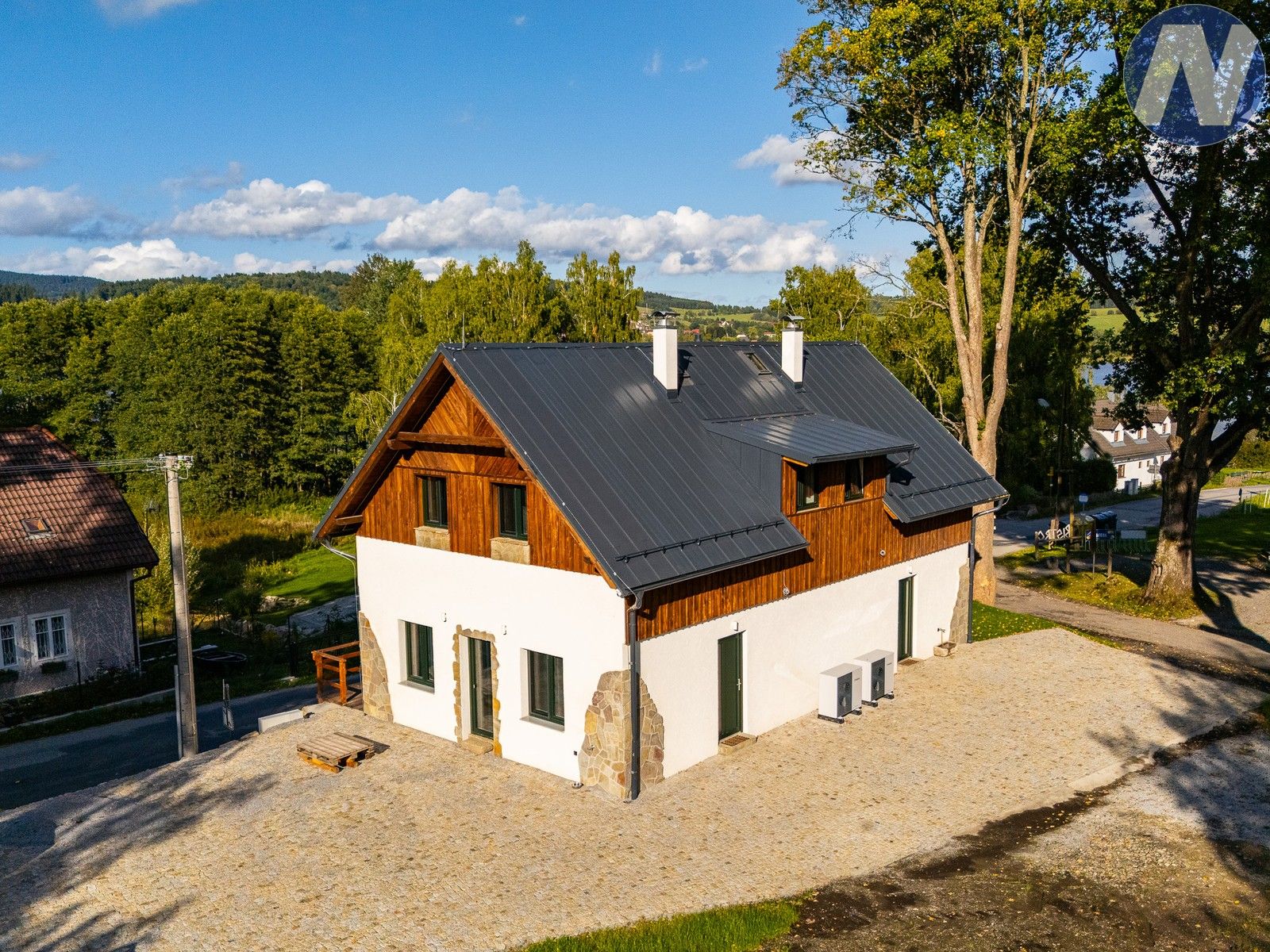 Prodej rodinný dům - Bližší Lhota, Horní Planá, 196 m²