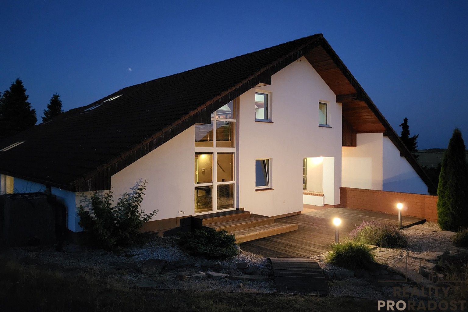 Rodinné domy, Klučov, 267 m² - 1