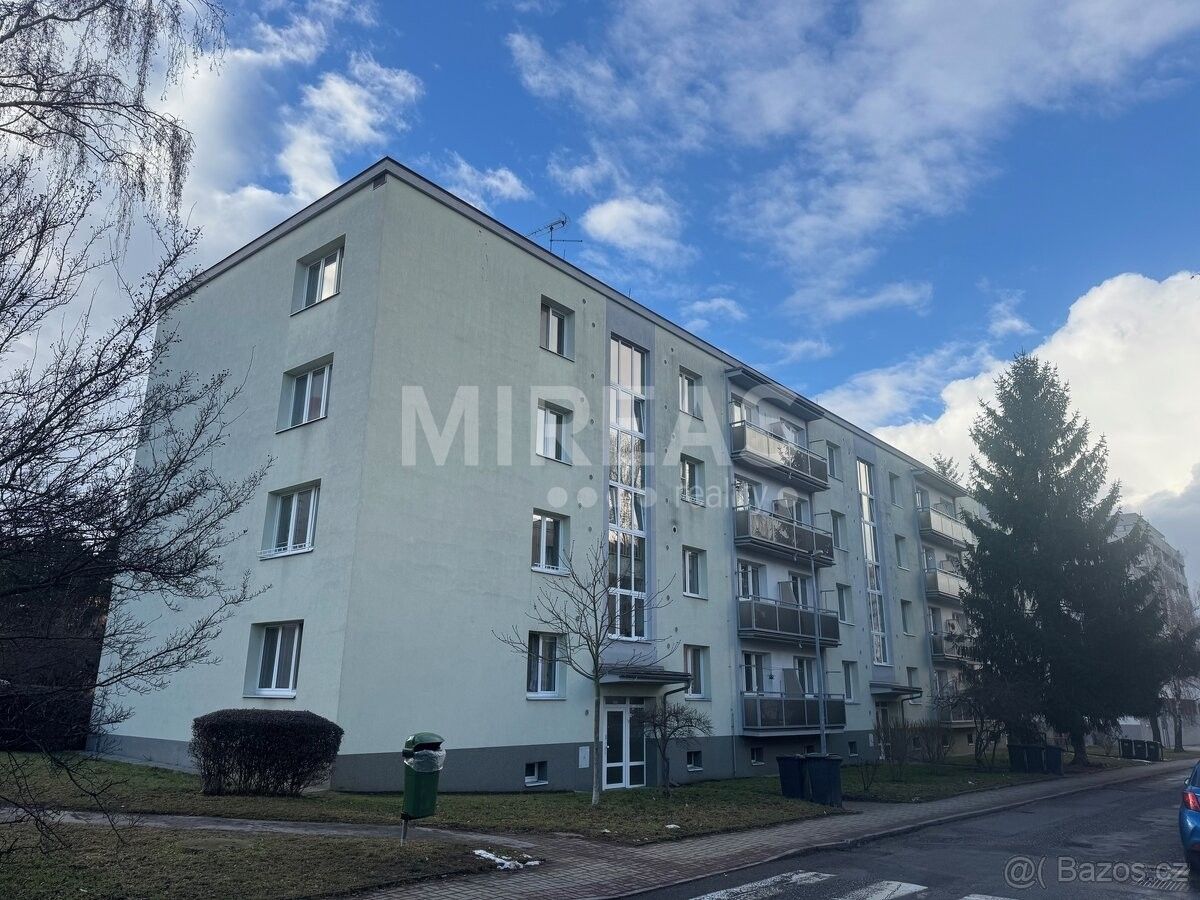 Pronájem byt - Praha, 199 00