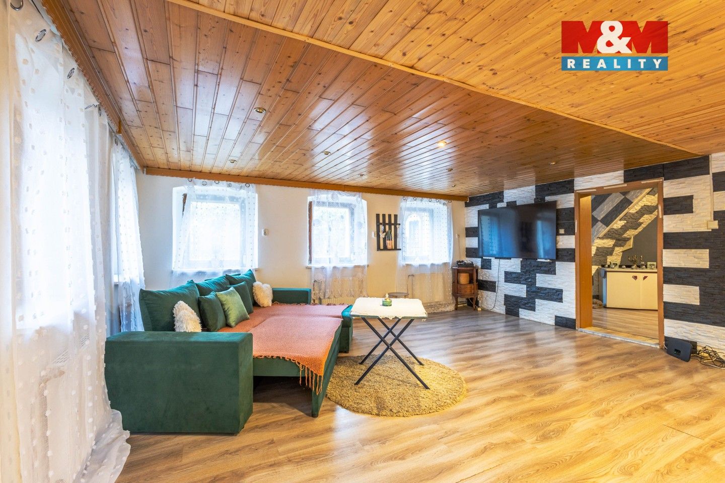 Prodej rodinný dům - B. Egermanna, Nový Bor, 157 m²