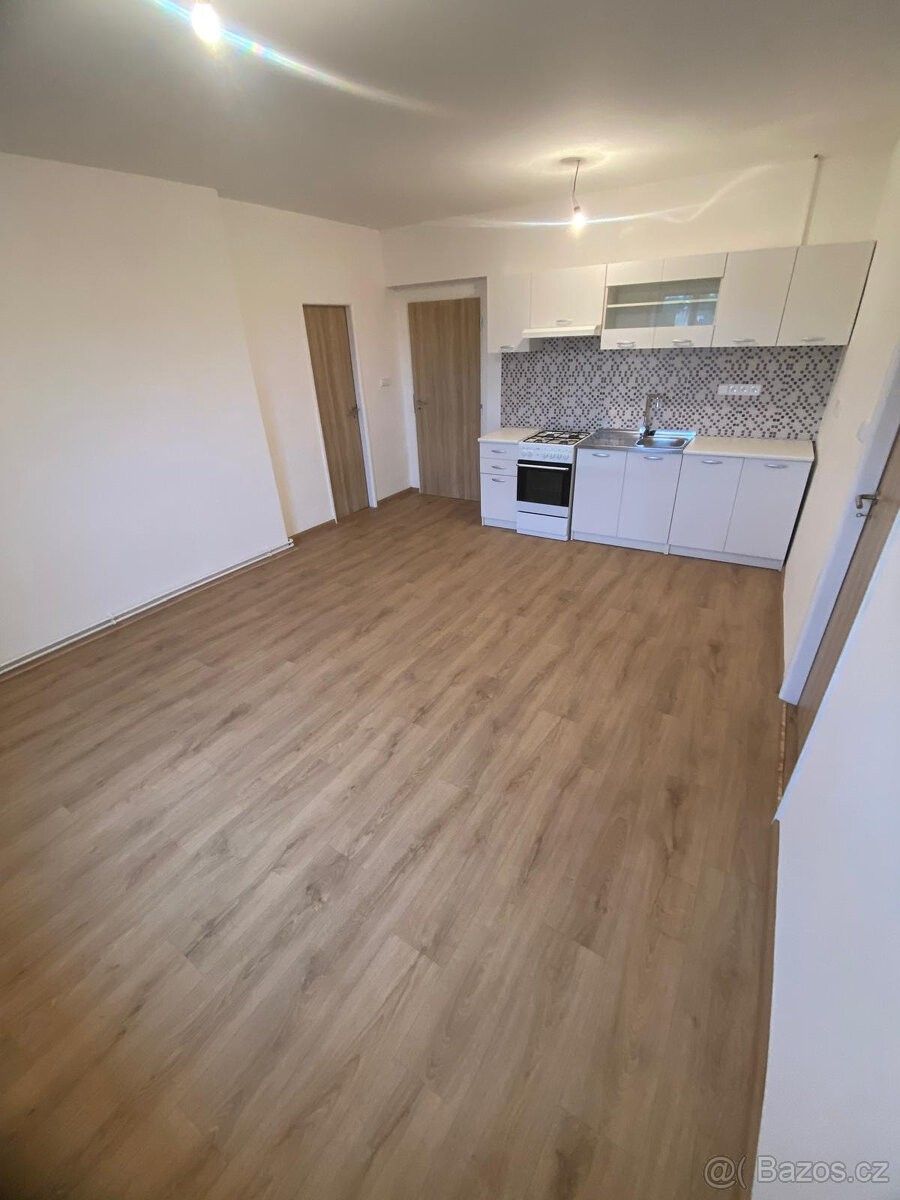 Pronájem byt - Jeníkov, 417 24