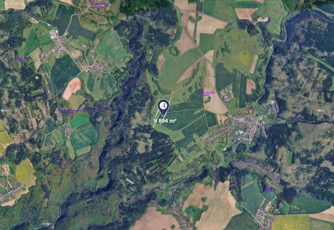 Zemědělské pozemky, Ostrov u Macochy - 2