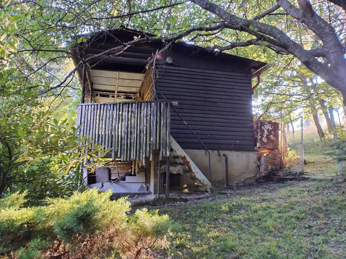 Chaty, Březůvky, 763 45 - 1
